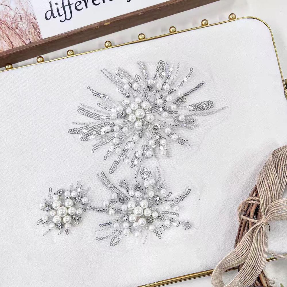3Pcs Flower Shape Flower Beads Patch Handmade Bridal Gowns Decoration Beaded Applique Patches белый