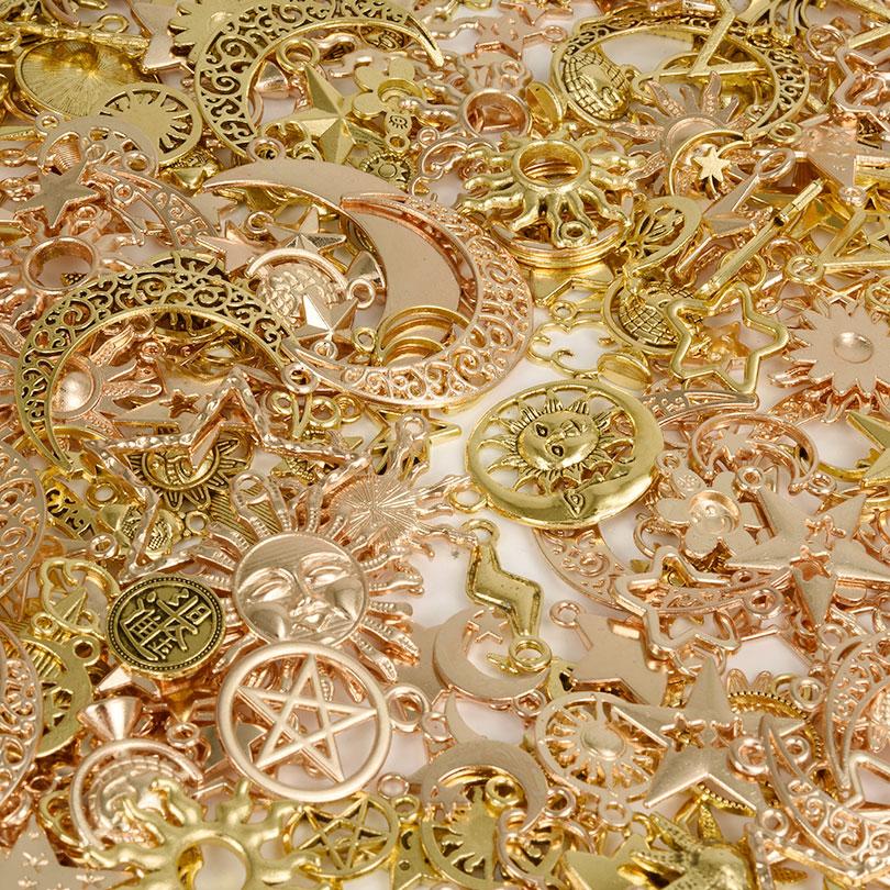 Two Color Mixed Vintage Ethnic Sun Moon Star Pendant DIY Jewelry Making Supplies Women/Men Accessories Metal Charms Components