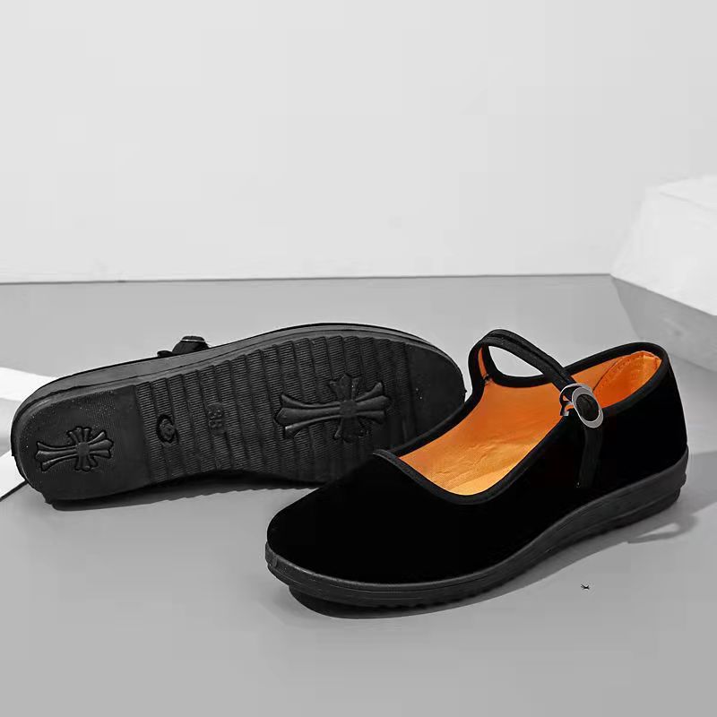 

New cloth shoes Spring breathable cloth shoes Women s soft soles Comfortable, lightweight and non-slip women s work shoes 35