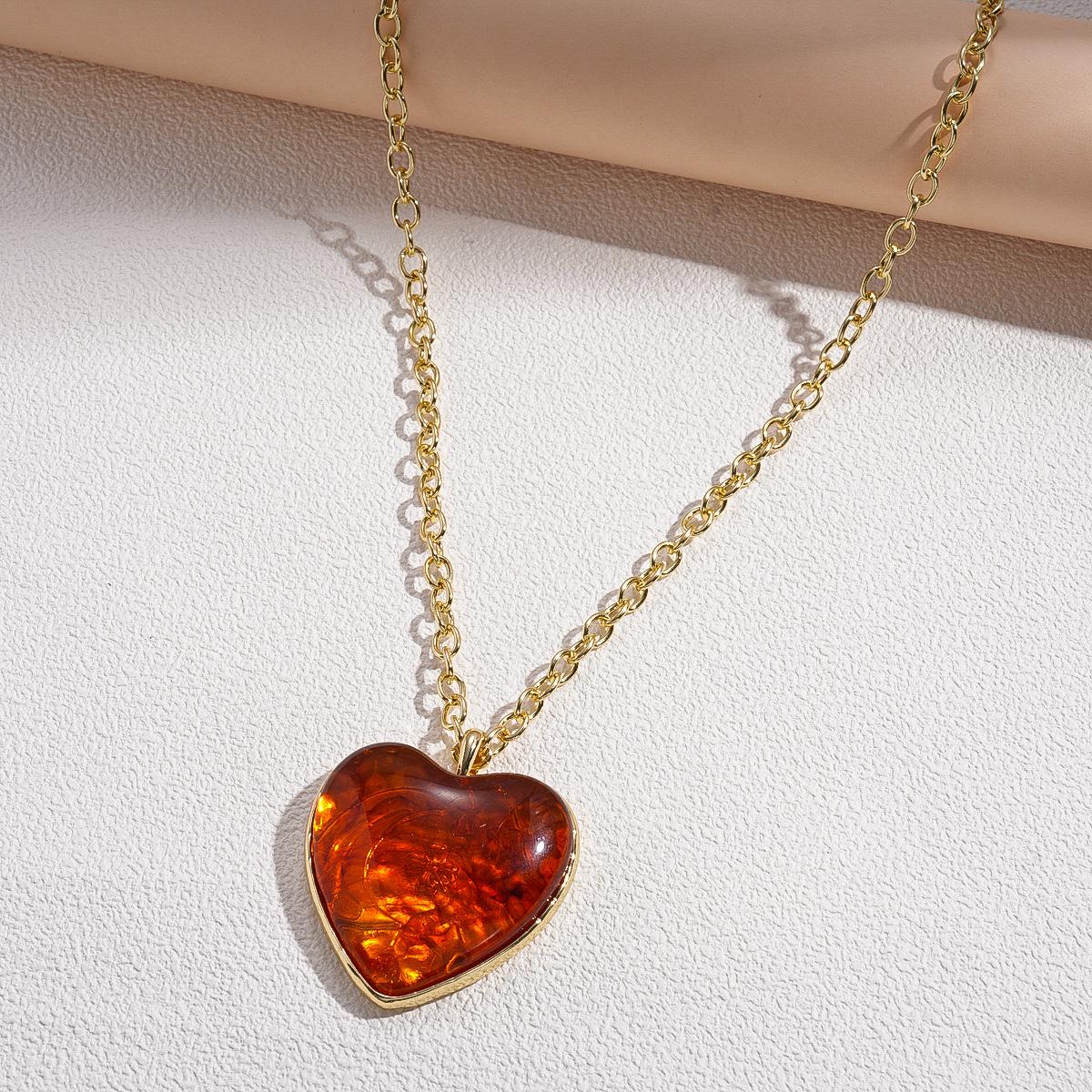 Resin love chain pendant sweater chain Maillard fashion necklace