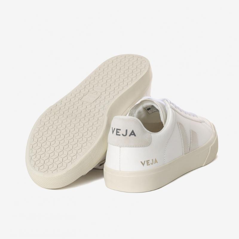 Veja Unisex Wide Fit Leather Sneakers 429