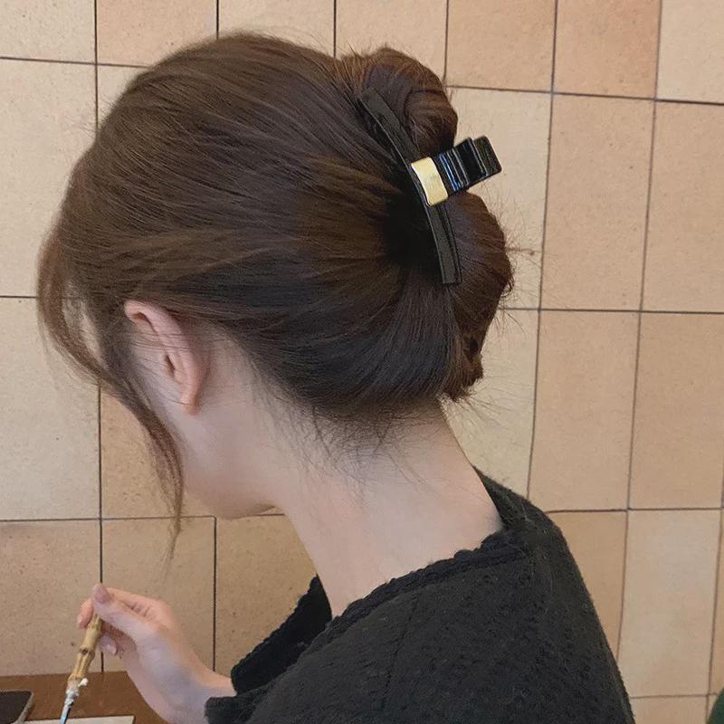 Elegant 2023 Black Metal Hairpin - High-End Shark Clip for Women