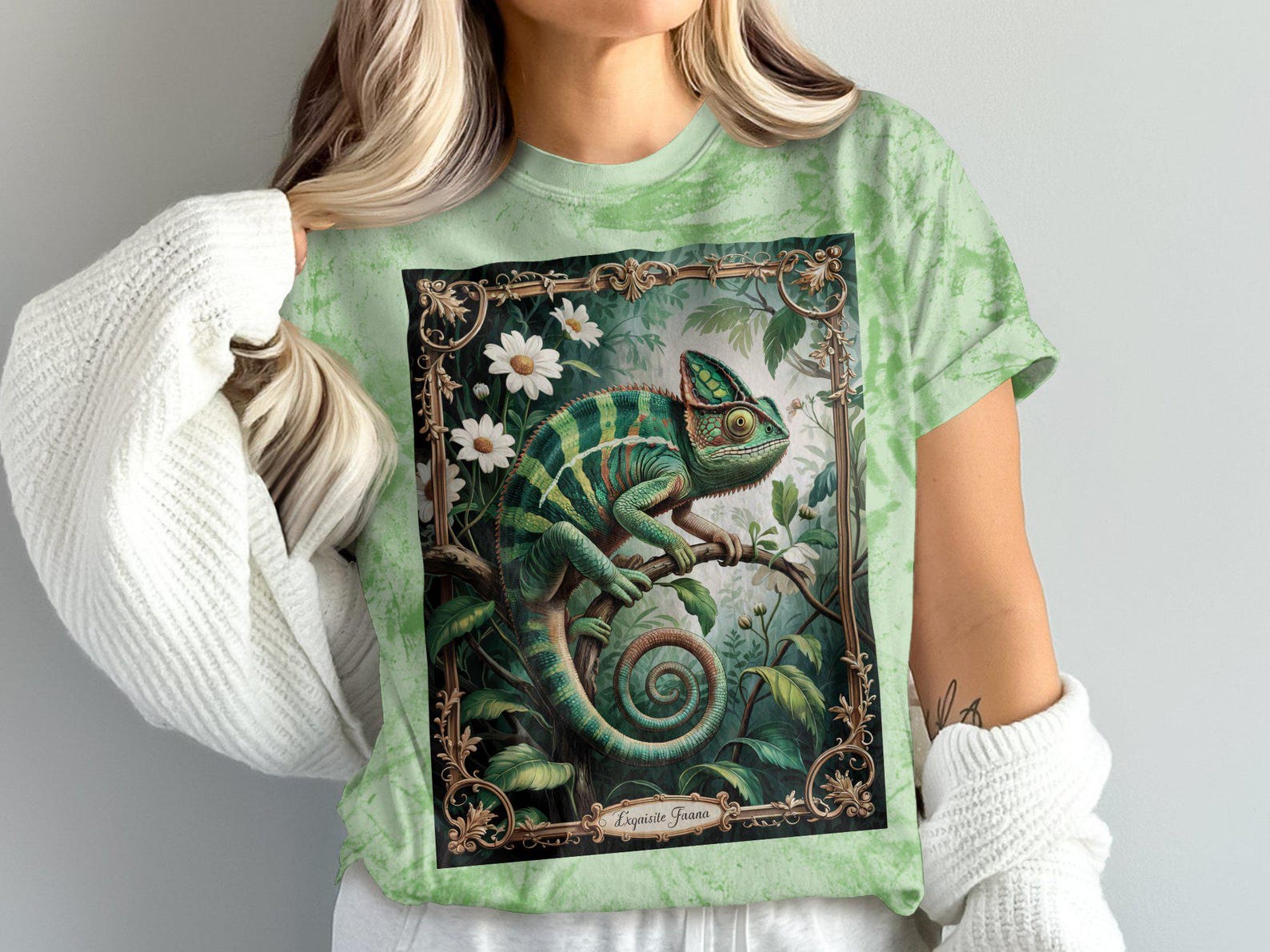Colorful Garden Chameleon Graphic, Nature-Inspired T-Shirt, Wildlife Art Tee, Detailed Chameleon Illustration, Perfect for Nature Lovers 2XL