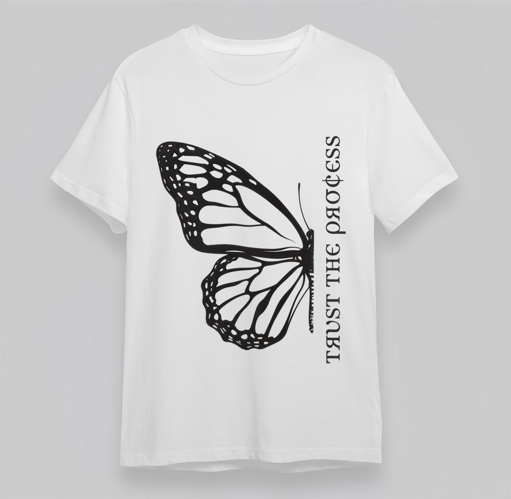 

Женская футболка большого размера с графикой метаморфозы бабочки белая 100% хлопок S