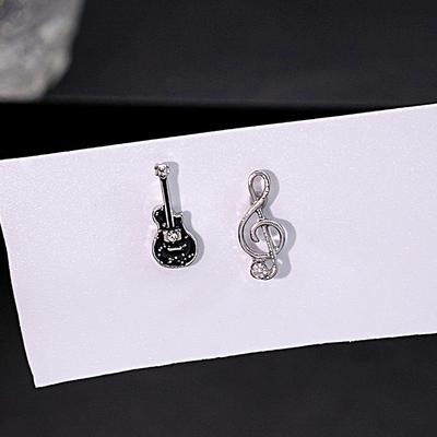 Sølvnål Asymmetriske Små Gitarnote Øredobber for Kvinner - Kreativ Daglig Musikkstil