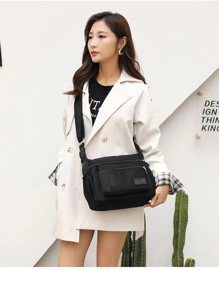 Sac bandoulière en nylon grande capacité pour femmes d'âge mûr: Porte-monnaie multi-compartiments, léger, décontracté, pour affaires et shopping