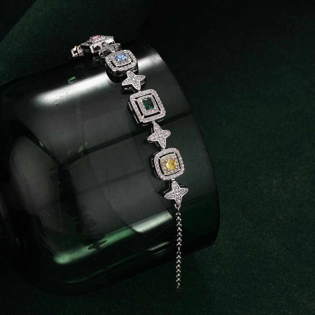 Retro Gem Tourmaline Candy Bracelet: Fashionable, Simple, Adjustable, Niche Japanese-Korean Style