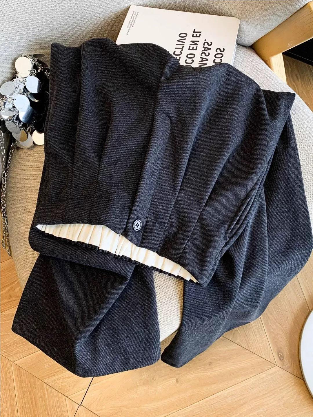 

Women s Autumn 2025 High-Waisted Woolen Pleated Wide-Leg Crop Pants L темно-серого