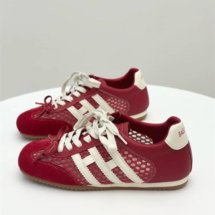 

Популярные дышащие сетчатые дышащие кожаные спортивные и повседневные туфли женские 2025 лето новые легкие на плоской подошве немецкие тренировочные сетчатые туфли 40 красный