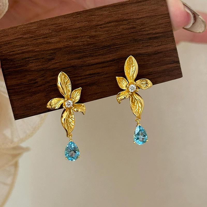

Diamond flower water drop earrings retro court style design stud earrings fashion versatile earrings