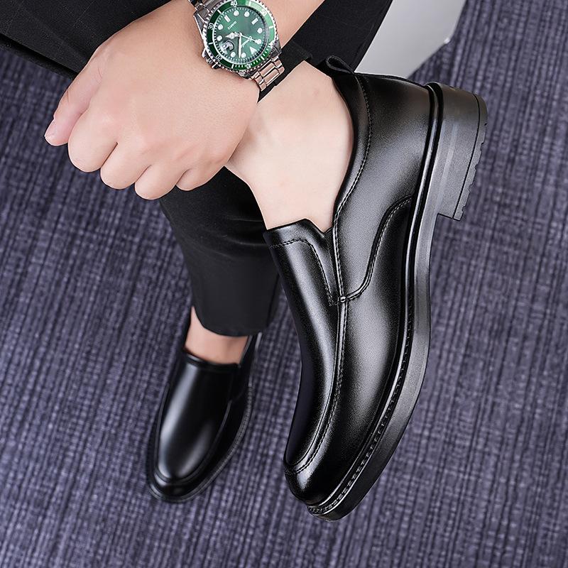Fashion 2025 Spring Autumn Business Formal English Style Leather Shoes for Men New Designer Black Casual Dress Shoes Male