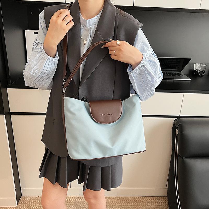 Neue Sommer-Pendler-Tragetasche mit großem Fassungsvermögen, Damen-Lässige Nische, Kontrastfarbige Einsätze, Damen-Rucksack