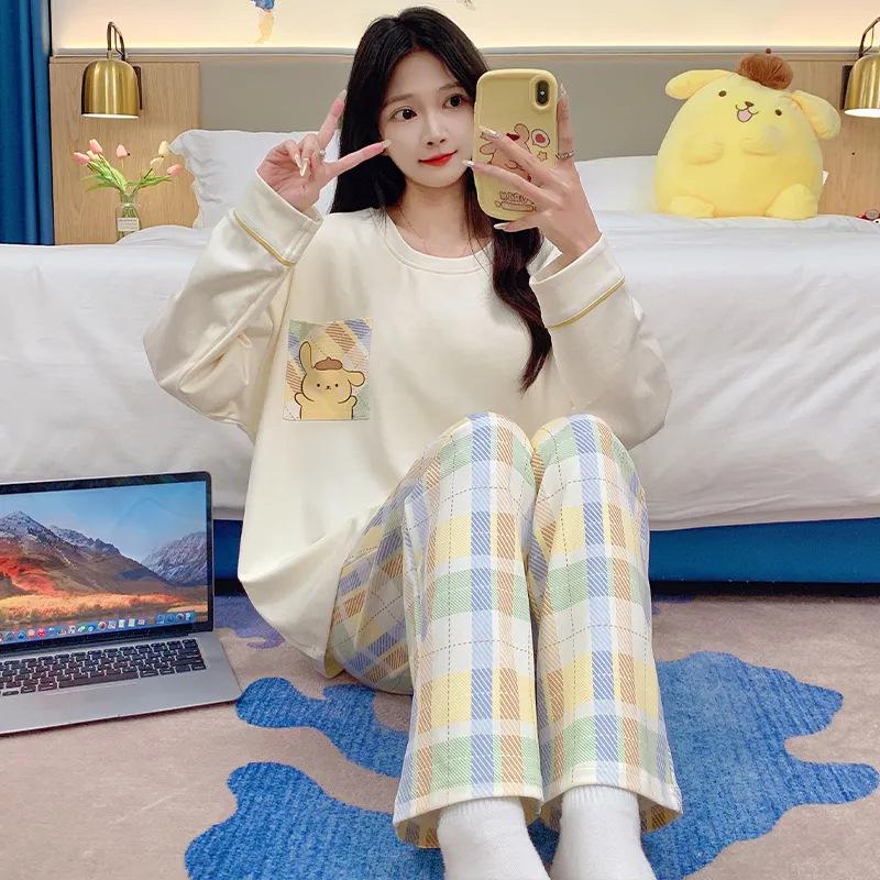 Women's Casual Sweet Pajama Set: Long Sleeve Round Neck with Pants, Versatile for Indoor and Outdoor Wear in Spring, Autumn, and Winter.