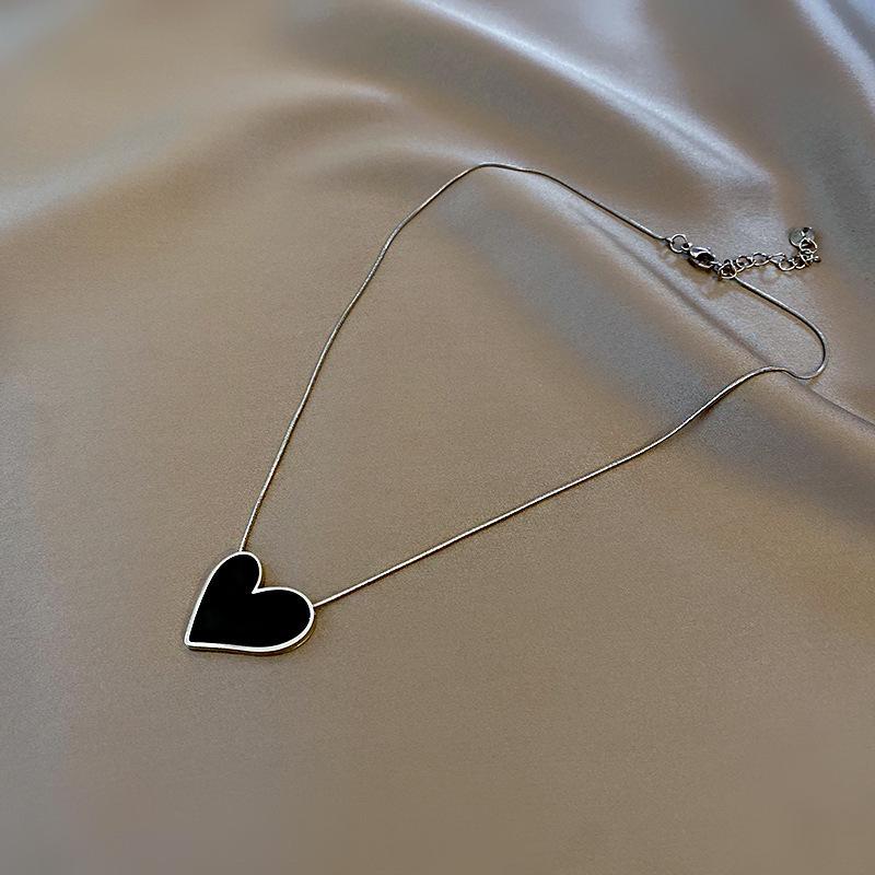 Titanium Steel Black Heart Necklace - Elegant, Non-Fading, Modern Sweater Chain for Women