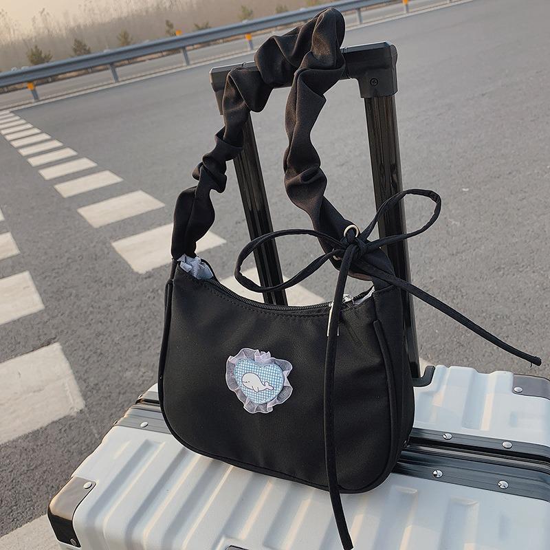 Niche Design Feeling Armpit Bag Women's Shoulder Bag Crescent Bag Pleated Cute Small Fresh Adjustable Drawstring Handbag