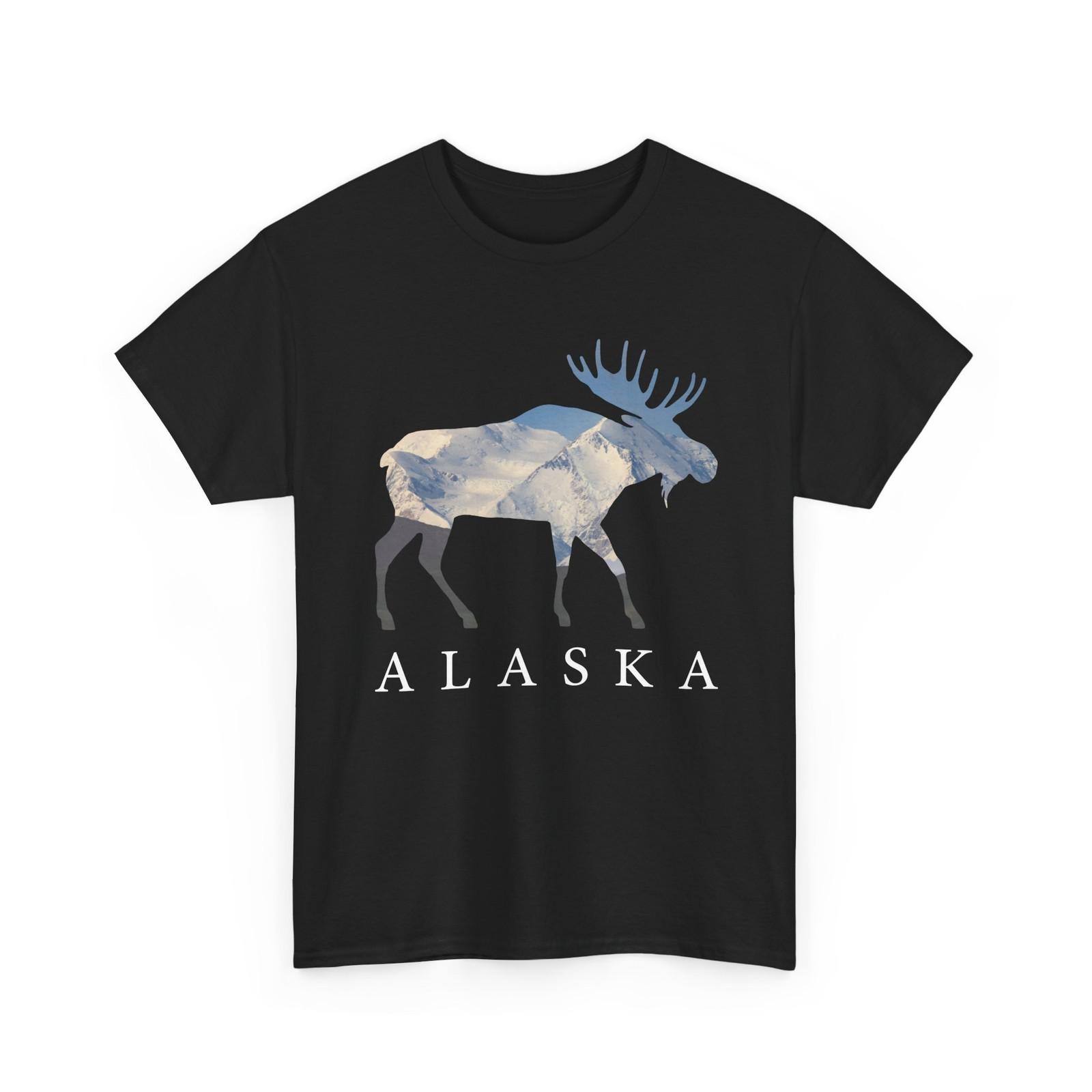 Alaska Shirt, Alaskan Moose Wildlife Nature Lovers Women Men T-Shirt M