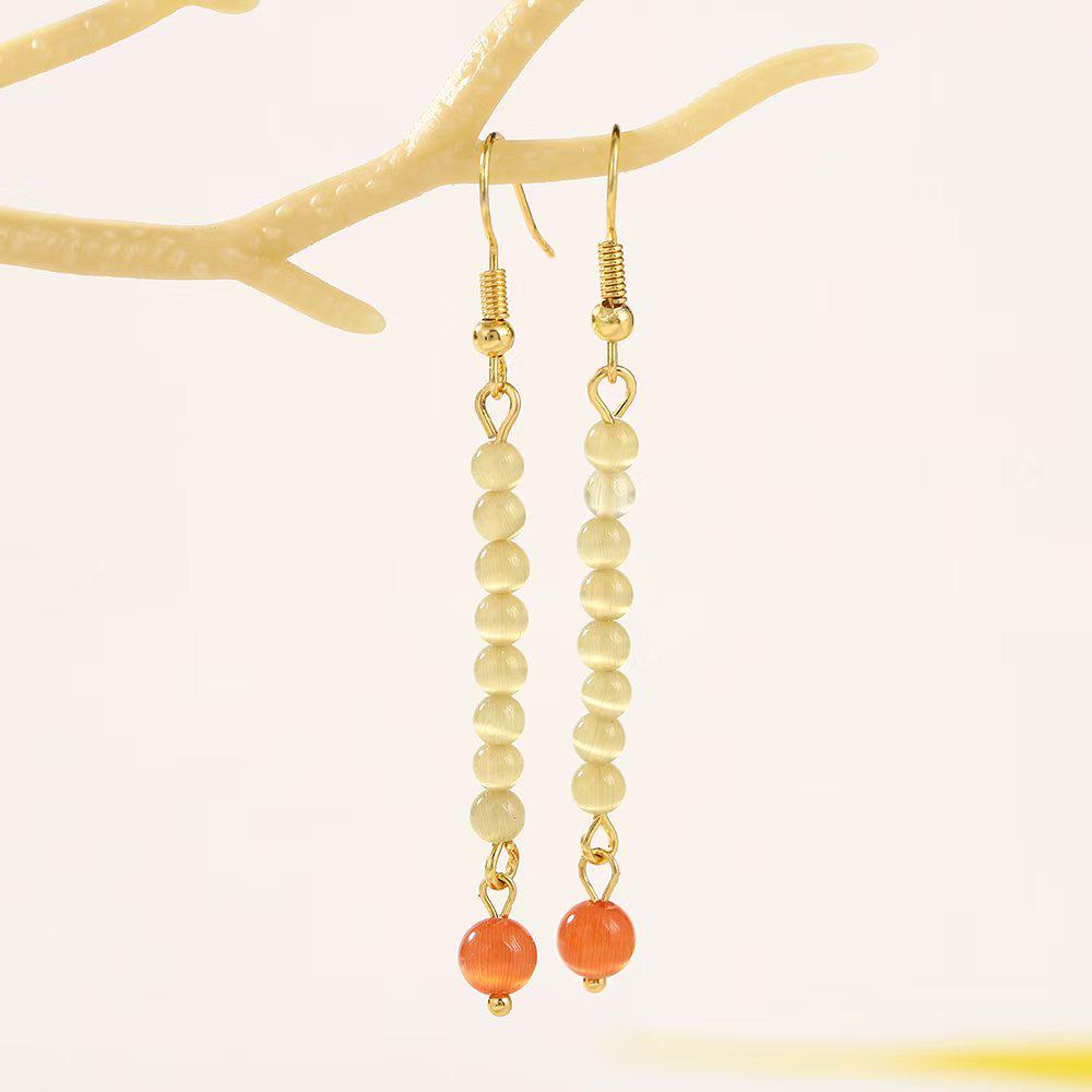 Retro Chinese-Style Light Luxury Tassel Earrings with High-End Design золотой