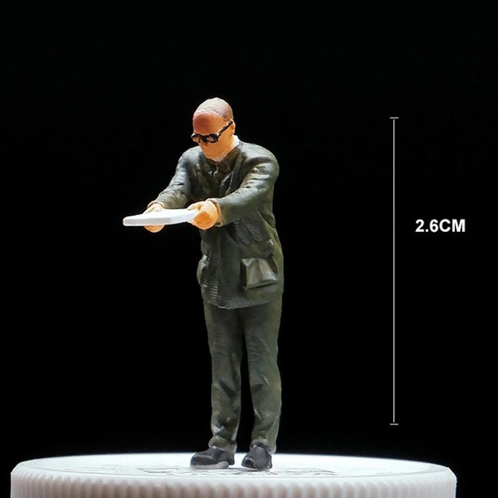 1/64 Scale Miniature Dollhouse Figures Realistic Diorama Figurines Desktop Scene for Train