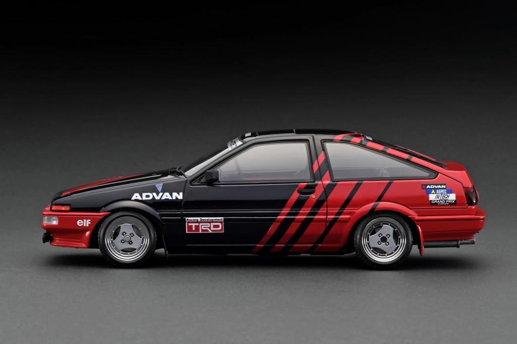 Ignition Model Toyota Sprinter Trueno 3Dr GT Apex Finished Product 1/18 (AE86) Black/Red