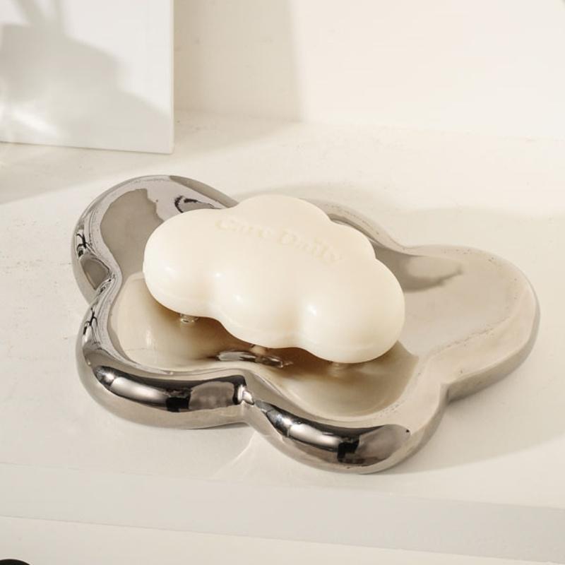 Ceramic Cloud Soap Dish Holder Drain Portable Home Bathroom el Soap Box Tray Bathroom Accessories Crafts Gift