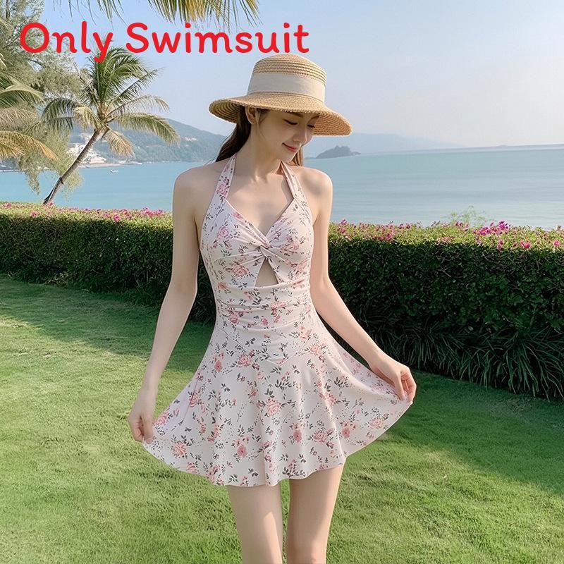 Womens Onepiece Swimsuit With Polyester Fabric For Slimming Coverage