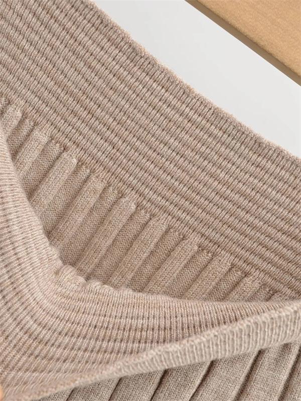 Elegant Korean Style A-Line Knit Skirt: High-Waisted, Slimming, Pleated, Versatile, Age-Reducing - Autumn/Winter 2025 Collection.