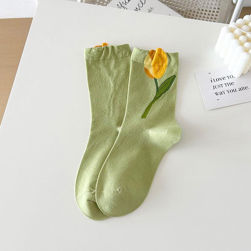 Women's Spring and Summer White Japanese-Style Cartoon Tulip Short Socks.