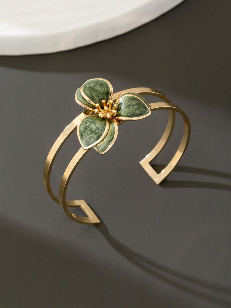 1 sweet and lovely flower bracelet