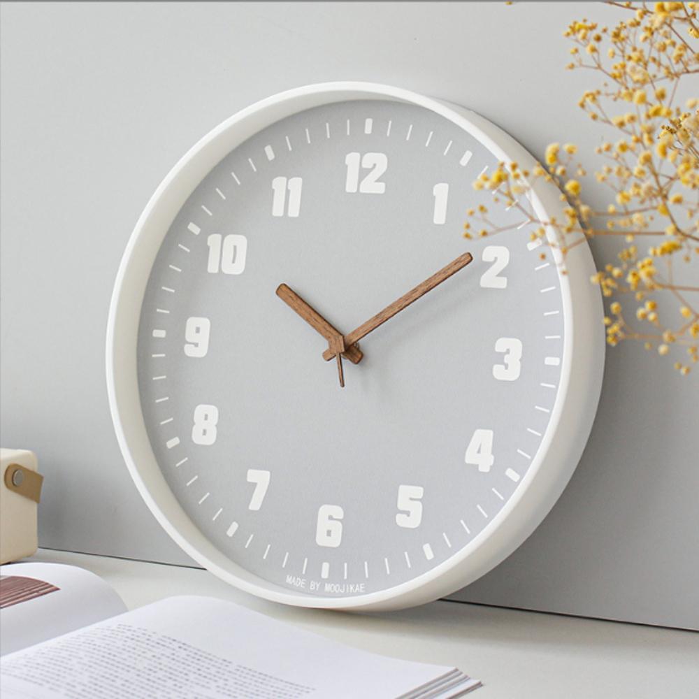 Nordic Ins Style Living Room Simple Wall Clock Modern Creative Home Decoration Fashionable Bedroom Study Silent Wall Clock