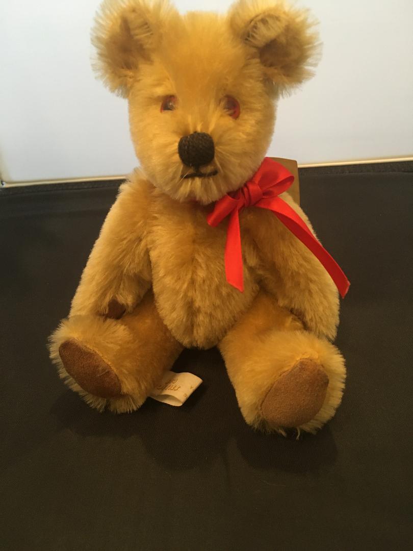 

[USED] British Big Softies Teddy Bear (Deadstock)