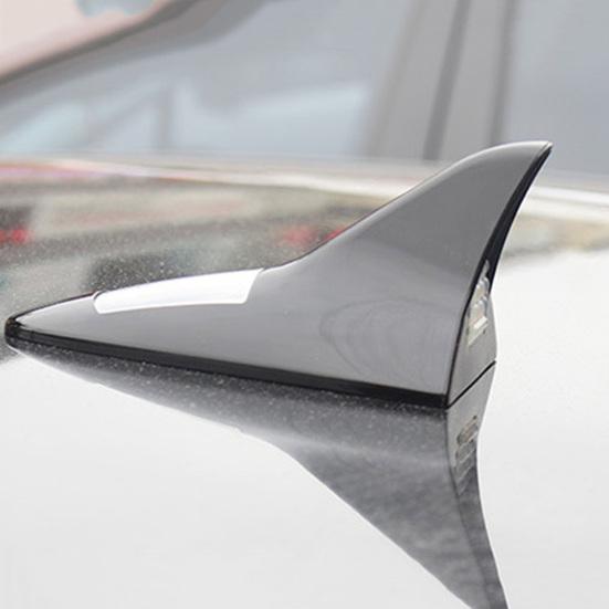 Güneş Enerjili Köpekbalığı Yüzgeçleri Anten Işığı Uzaktan Kumandalı Süper Parlak Yapışkanlı Evrensel SUV Van Otomatik 13 LED Uyarı Tavan Lambası