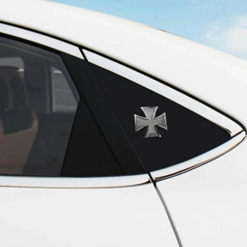 2 pièces Croix Métal Chromé Allemagne 1813 Malte Vertu Symbole Médaille Croix Emblème Moto Voiture Style Badge Autocollants Décalcomanie Auto Pat