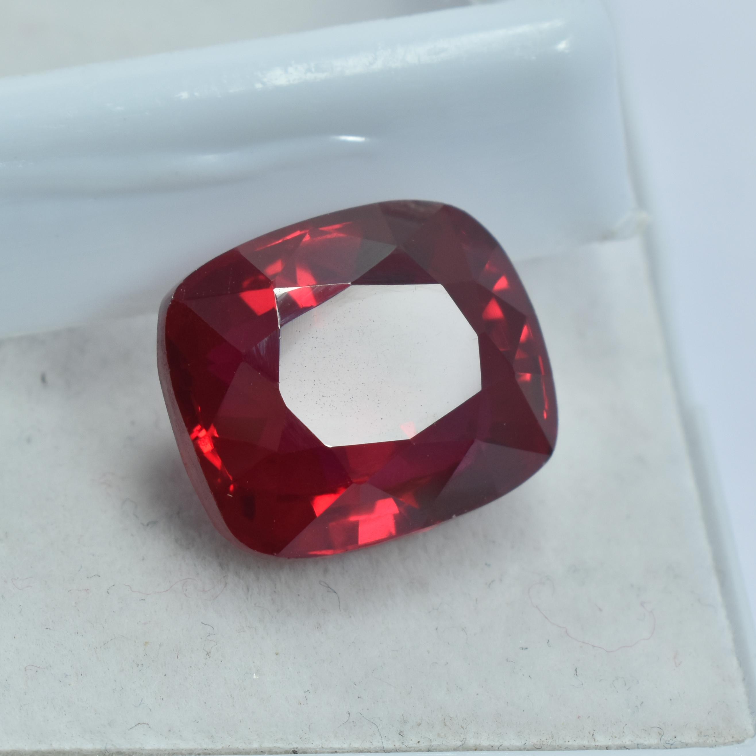 

Приголомшливий Натуральний Червоний Рубін СЕРТИФІКОВАНИЙ Розсипний Дорогоцінний Камінь 14.45 Карата Дивовижне Огранювання Кушон. СУ-1062 13.8 mm approx червоний