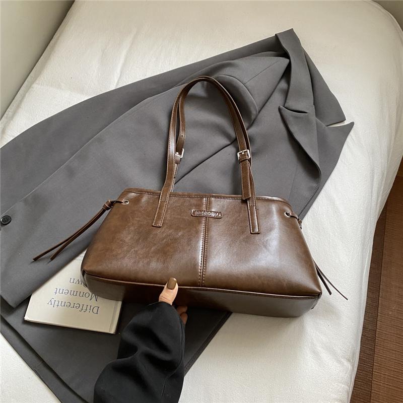 Large Capacity Leather Tote Bag Women Fashion Shoulder Bag Everyday Use Classic Design Handbag Work and Casual