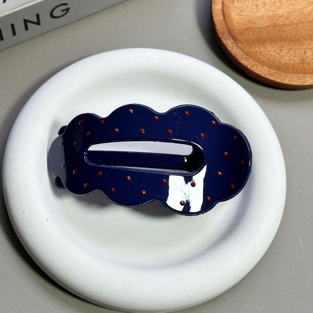 Irregular Cloud Polka Dot Hair Clip, Comfortable Duckbill for Women, Shippable Overseas.