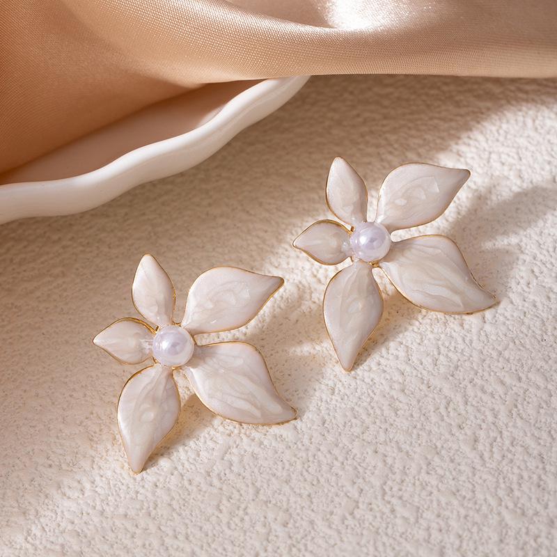 Stainless Steel Pearl Flower Earrings - Light Luxury Hibiscus Drop Style