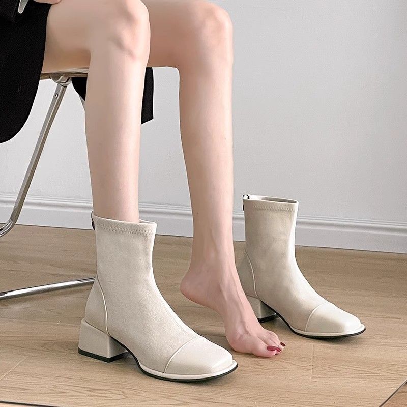 White Short Boots Women's 2025 New Autumn and Winter Thick Heel French Boots Fashion Thin Boots Velvet Martin Boots