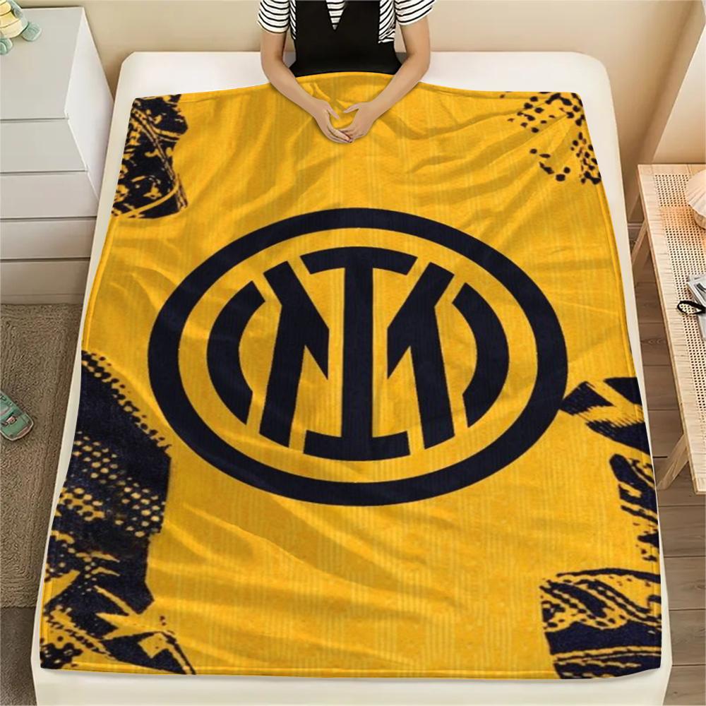 1pc Inter Milan Print Flannel Blanket, High quality Comfortable for All Seasons, Home Decor, Warmth and Comfort, Perfect for Christmas Gifts61