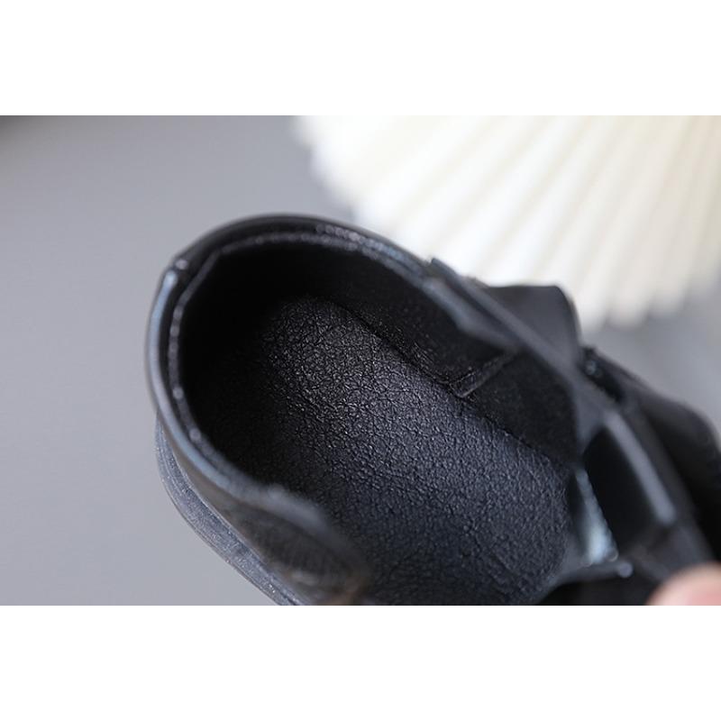 Children's Roman Sandals, Unisex Beach Shoes, Hollow-Out Leather Shoes, Soft-Soled Walking Shoes.