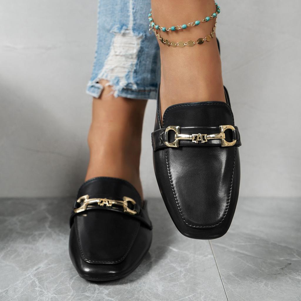 Fashion Women Slippers 2025 New Beach  Big Size Sandals Fashion Metal Lady Mules Shoes Female Designer Round Toe Slippers Slides Wome