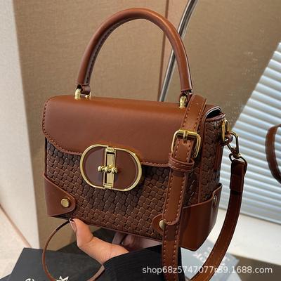 Retro Box Bag Women's 2025 Spring New High-end Xiaohongshu Live Broadcast Casual Shoulder Bag Women's Bag