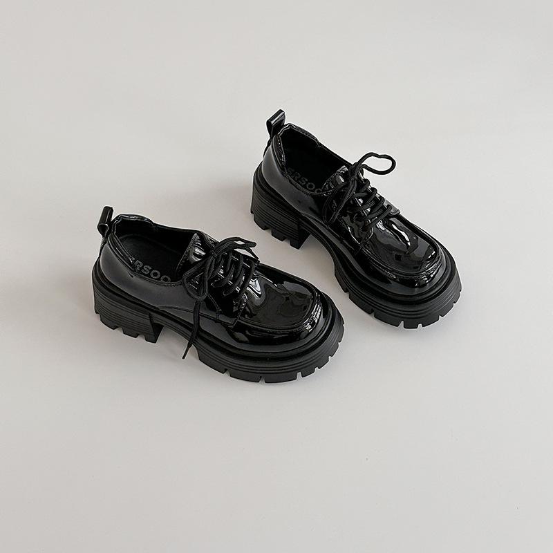 Retro black lace-up versatile platform small leather shoes women's 2025 new spring and autumn skirt French single shoes loafers
