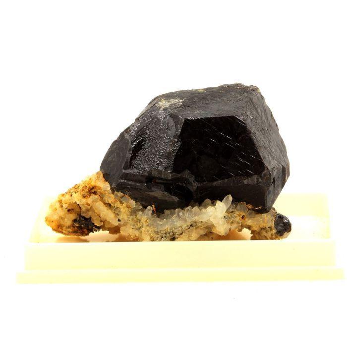 Steine und Mineralien. Sphalerit (Blende). 240,5 ct. La Unión, Murcia, Spanien.
