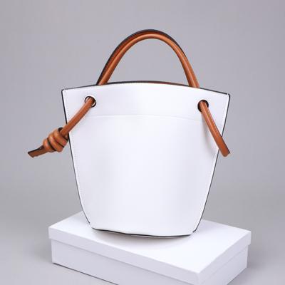 Luxe Merk Design Dames Emmer Tassen Grote Capaciteit Enkele Schouder Gebonden Draagbaar Vrouwelijke Witte Tassen