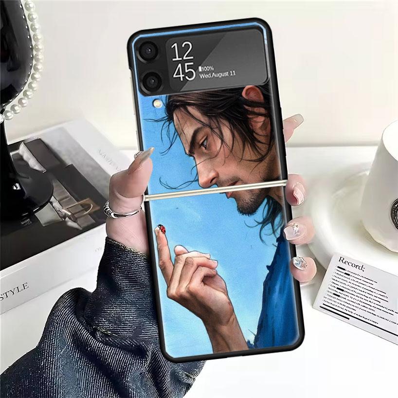 Anime Vagabond Samurai Cases For Samsung Galaxy Z Flip 4 5 6 7 3 Z Flip7 Flip6 Flip4 Flip5 Flip3 5G Hard Shockproof Fundas Cover