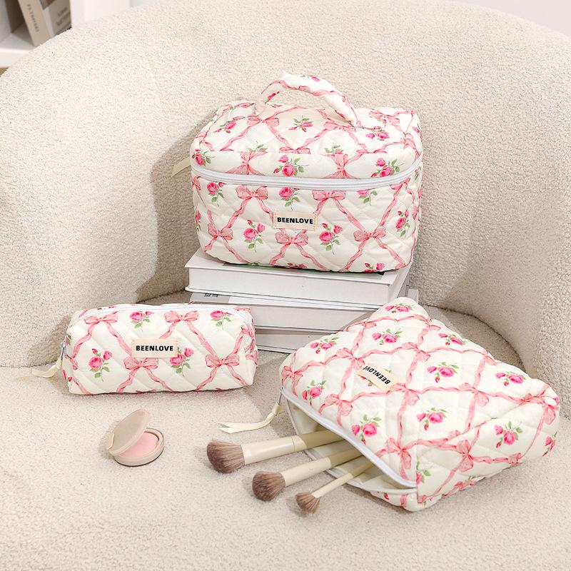 Runhui Cherry Secret Quilted Makeup Bag – Large Capacity, High-End Feel, Fruit Pattern
