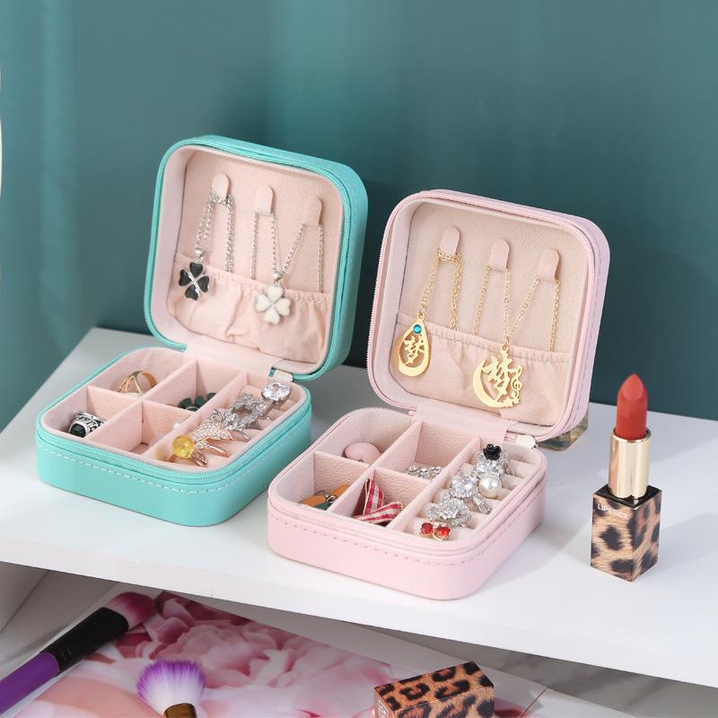 Simple Portable Ornament Box Travel Storage Bag Necklace Ear Studs Box Mini Retro Small Box 10x10x5cm