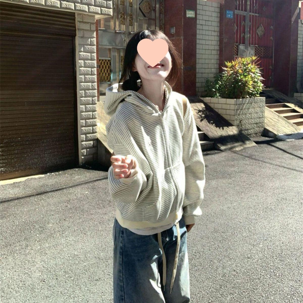 

2025 Women s Korean Style Striped Hooded Zipper Jacket S (Up to 44.5 kg)