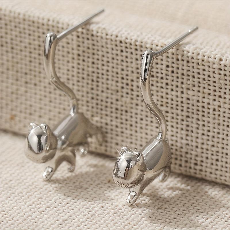 2pairs Adorable Feline Earrings, Stylish And Elegant Presents, Animal-Themed Jewelry, Made of Copper, Hypoallergenic, Perfect for Birthdays