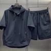 Set Casual de Vară Ușor Respirabil pentru Bărbați cu Protecție Solară, Bluză cu Glugă și Mânecă Scurtă + Pantaloni Scurți, Set Simplu din Două Piese de Culoare Uni